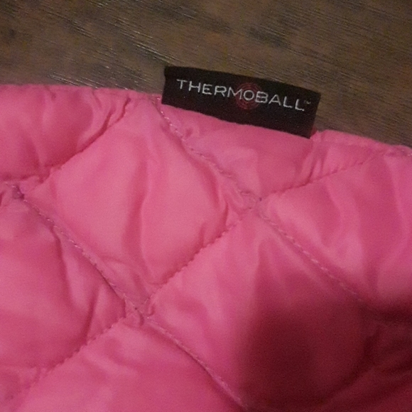 The North Face light pink wind breaker jacket - Picture 5 of 8